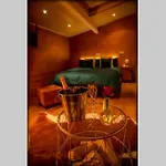 Chalet Le Du Cabanon: Cabanon De Luxe Avec Entièrement Privatif *